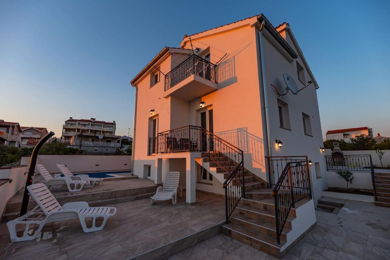 Olive Bridge Villa Maslenica Eksteriør billede