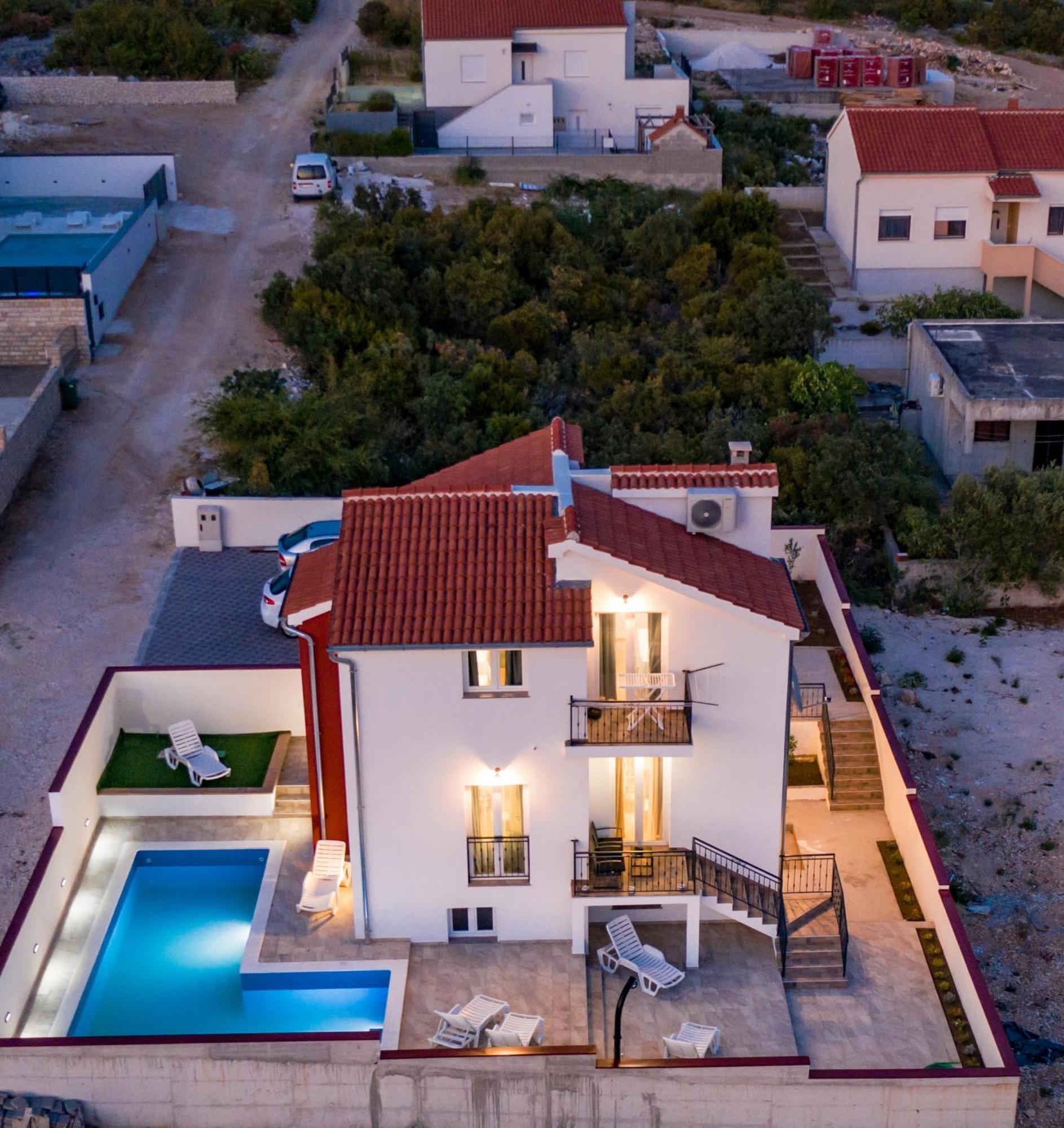 Olive Bridge Villa Maslenica Eksteriør billede